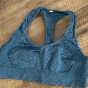 Lululemon sports bra size 8